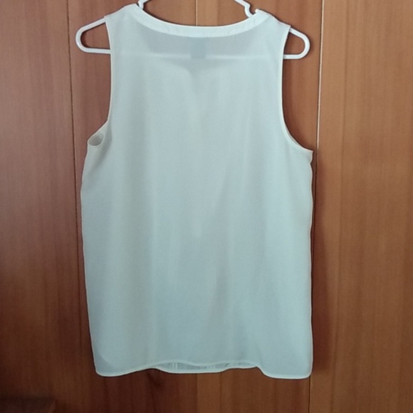 Ann Taylor Sleeveless Blouse - Picture 3 of 4